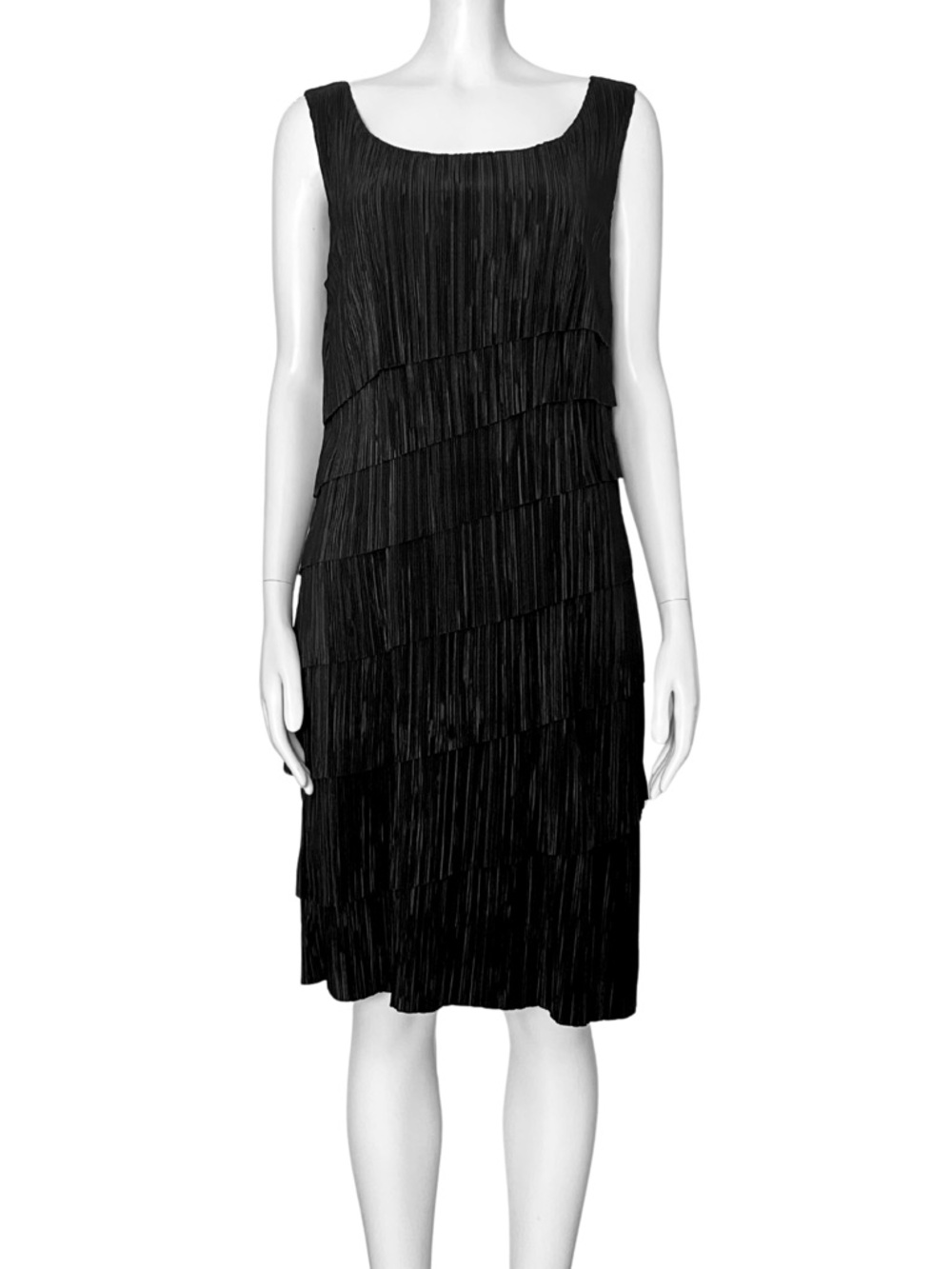 Vintage Y2K Black Tiered Midi Cocktail Dress Flapper. Medium. Party Layered
